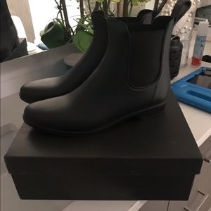 J crew Chelsea rain boots women size 11